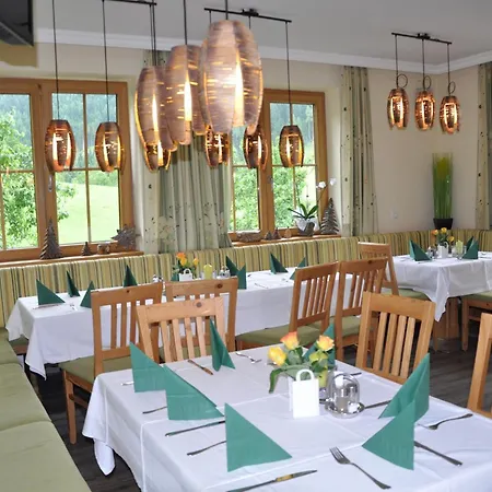 Maria's Sonnenquartier Inn *